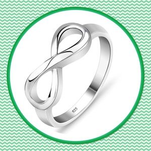 ❄️New❄️ 925 Sterling Silver Infinity Ring❄️